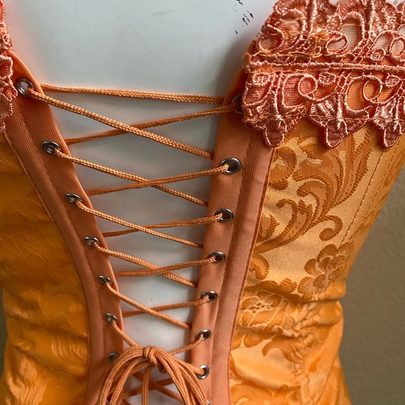 NEW Fredericks of Hollywood corset - Picture 4 of 9